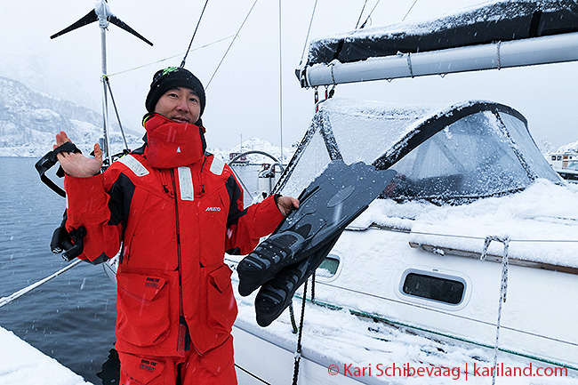 tony wu snorkeling in snow