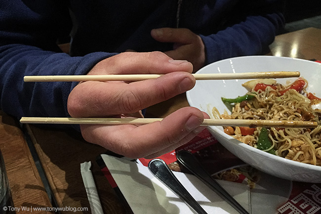 Steve Benjamin can't use chopsticks