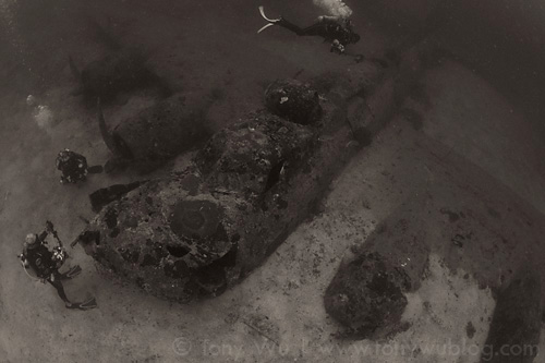 Black Jack B-17 bomber wreck at 40 metres in Milne Bay, Papua New Guinea